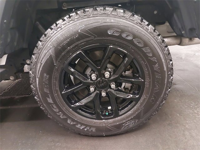 Used 2022 Jeep Gladiator Sport image 30