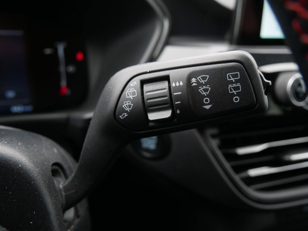 Certified 2025 Ford Escape ST-Line AWD/4WD image 29