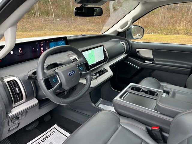 Certified 2025 Ford Expedition Max Active image 11