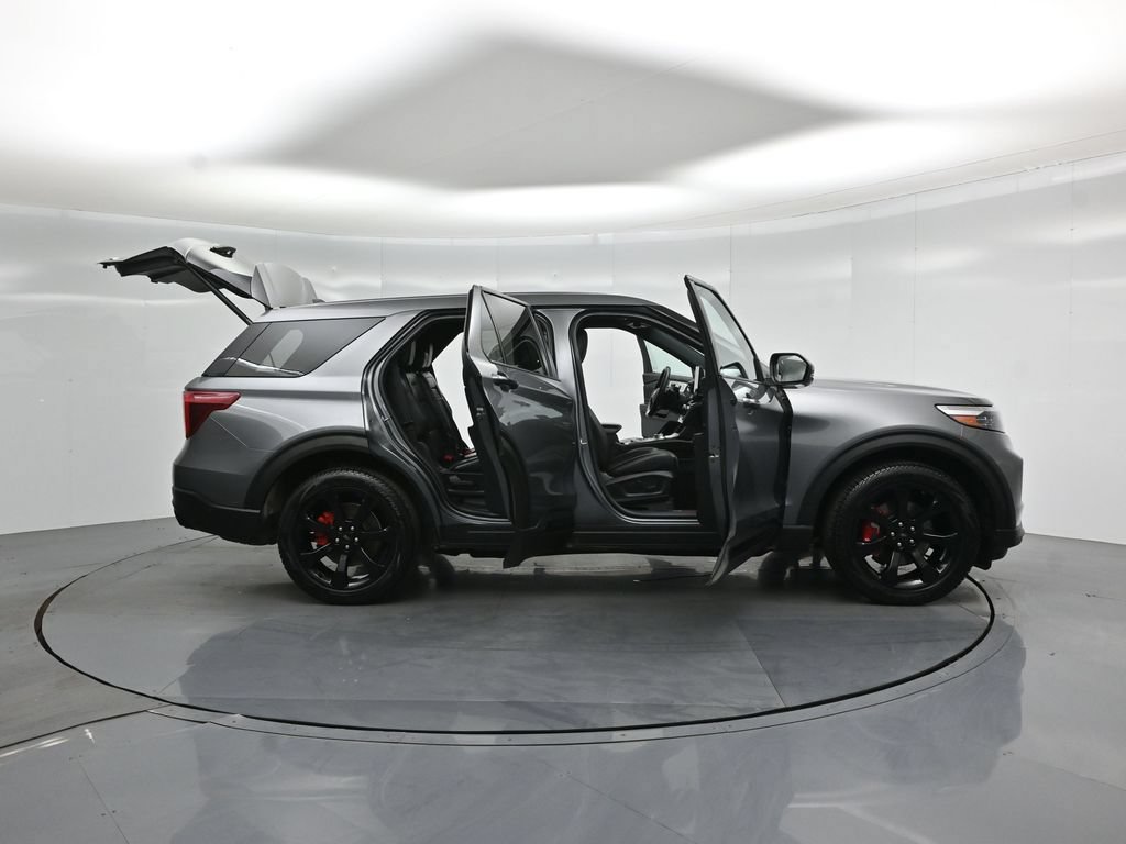 Certified 2021 Ford Explorer ST w/ Equipment Group 401A AWD/4WD image 5