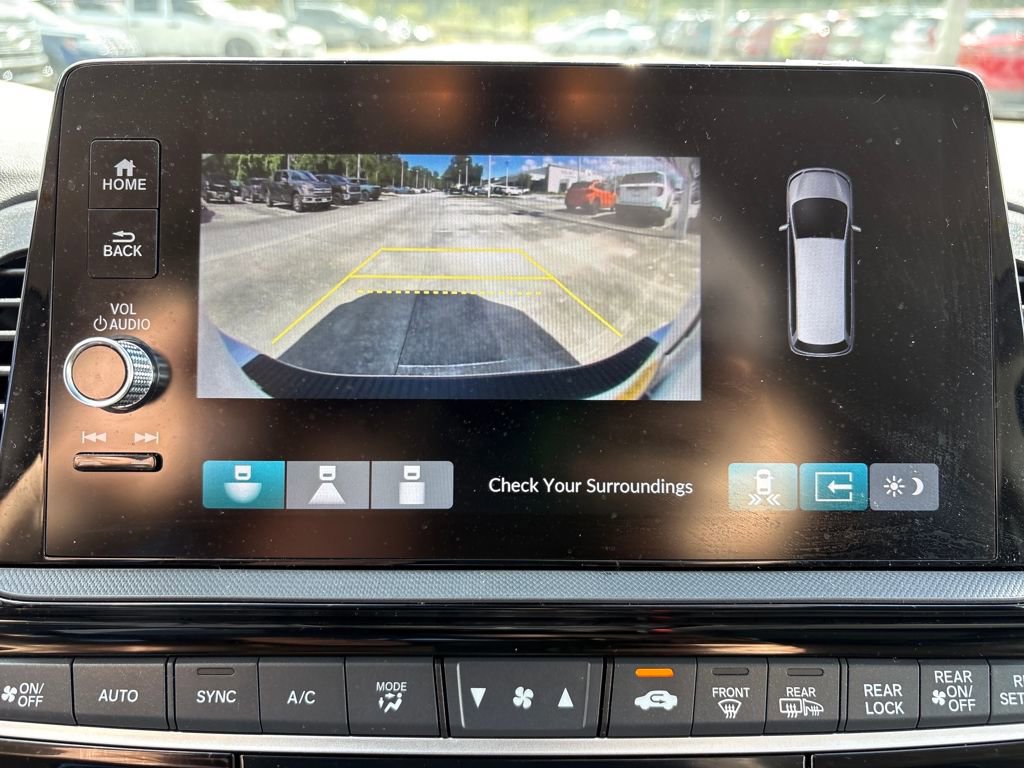 Used 2025 Honda Odyssey Elite image 25