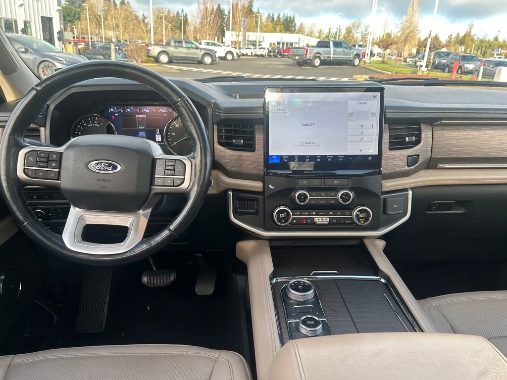 Certified 2024 Ford Expedition Limited image 6