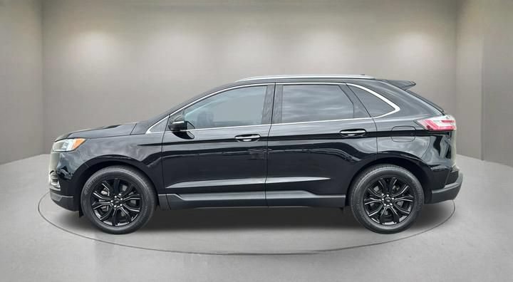 Certified 2024 Ford Edge Titanium w/ Equipment Group 301A AWD/4WD image 5