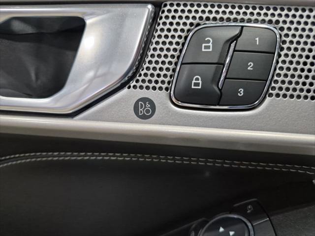 Certified 2022 Ford Explorer Limited w/ Equipment Group 301A image 24