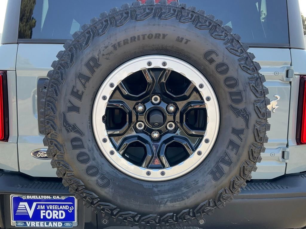 Certified 2024 Ford Bronco Black Diamond w/ Sasquatch Package image 35