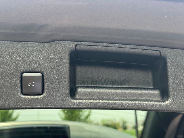 Certified 2024 Ford Escape Active AWD/4WD image 37