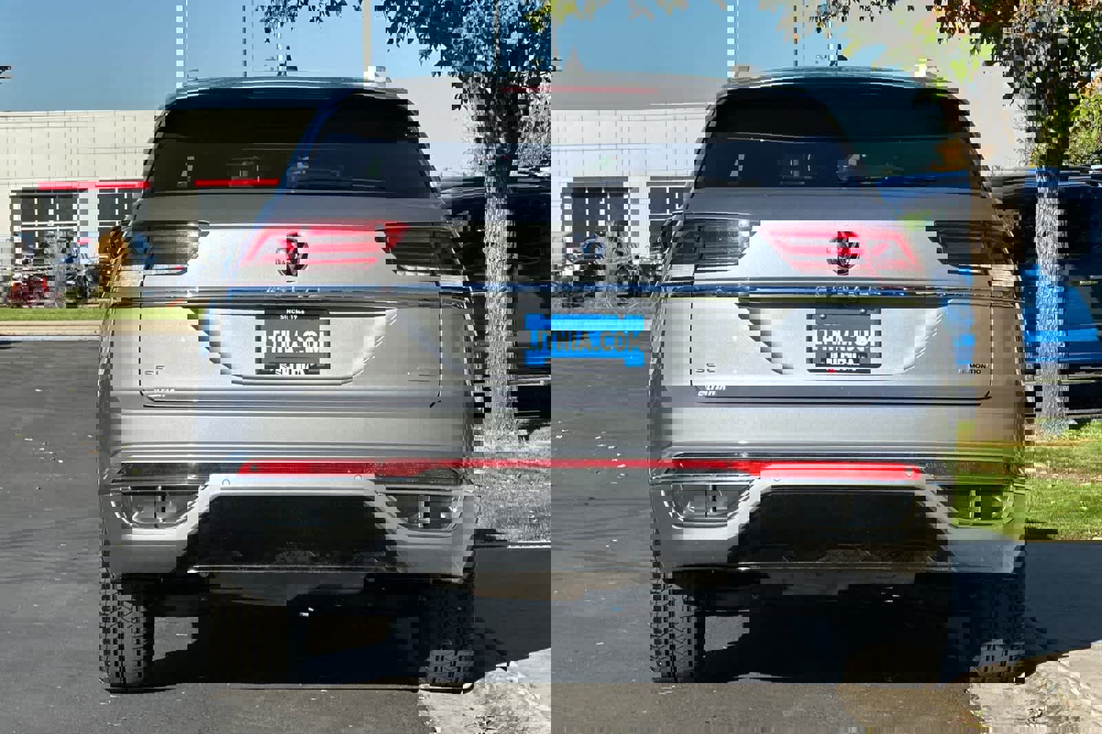 Used 2022 Volkswagen Atlas Cross Sport SEL R-Line image 4