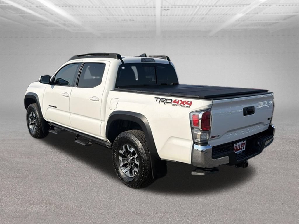 Used 2023 Toyota Tacoma TRD Off-Road AWD/4WD image 10