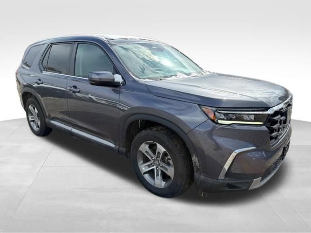 Used 2025 Honda Pilot EX-L image 4