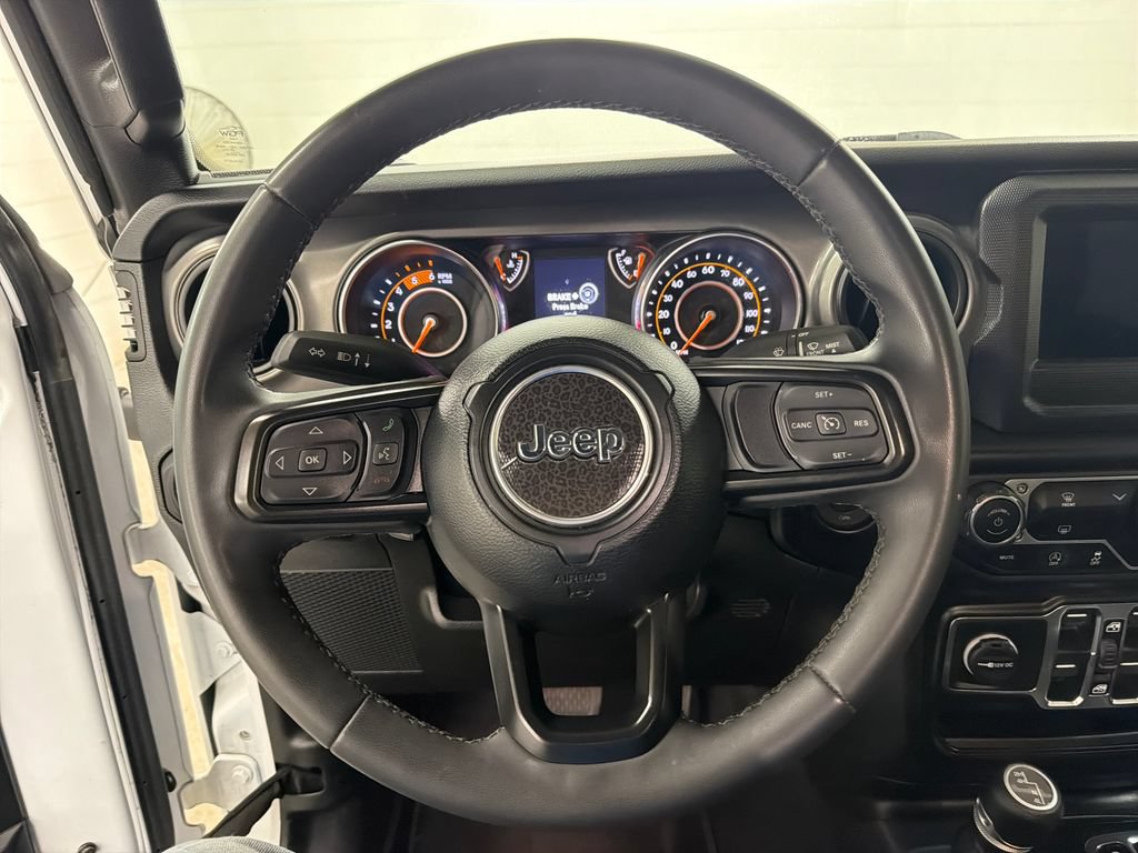 Used 2023 Jeep Wrangler Unlimited Sport AWD/4WD image 18