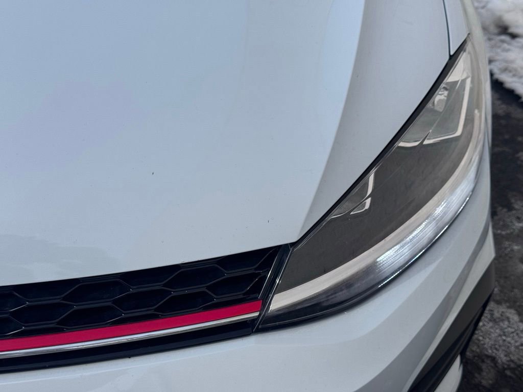 Used 2019 Volkswagen GTI S image 11