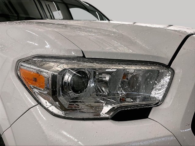 Used 2023 Toyota Tacoma SR AWD/4WD image 27