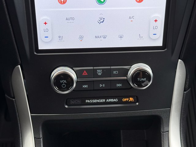 Certified 2024 Ford Edge SEL w/ Convenience Package AWD/4WD image 11
