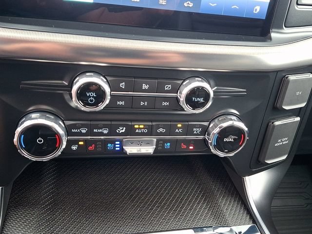 Certified 2022 Ford F150 Raptor w/ Raptor 37 Performance Package AWD/4WD image 18