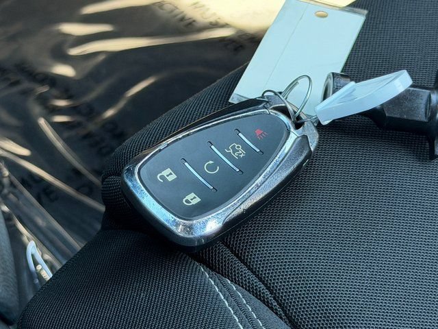 Used 2018 Chevrolet Camaro LT RWD image 38