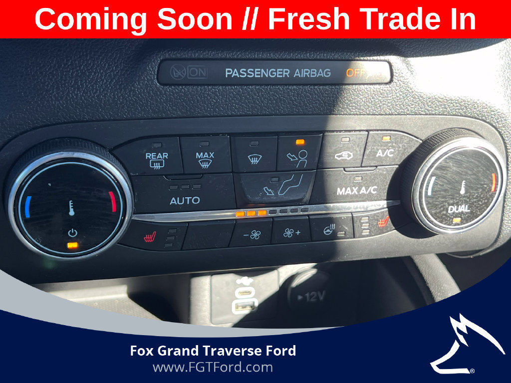 Certified 2025 Ford Escape ST-Line Select AWD/4WD image 25