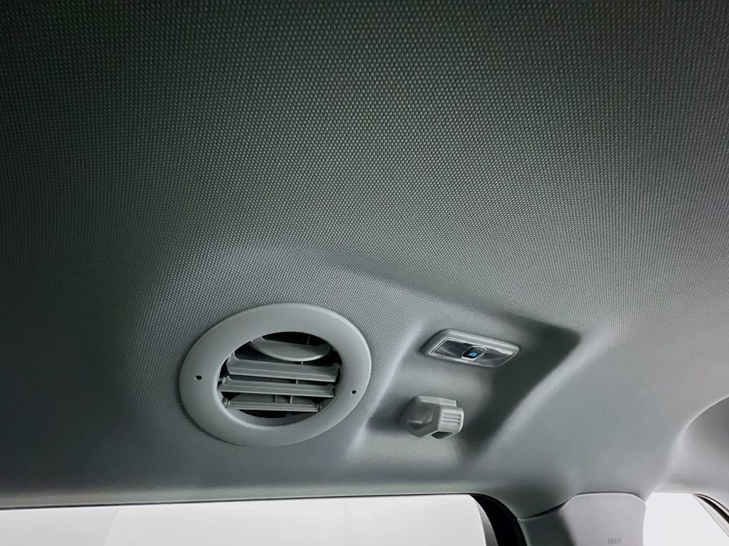 Certified 2023 Ford Explorer XLT w/ Equipment Group 202A image 39