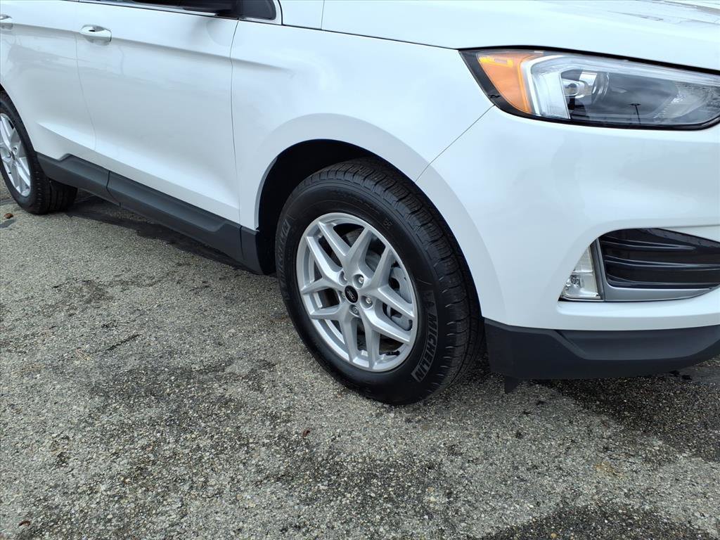 Certified 2023 Ford Edge SEL w/ Convenience Package image 5