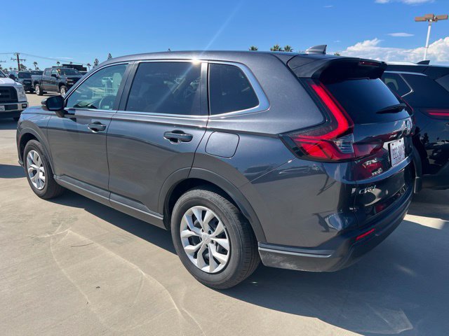 Used 2025 Honda CR-V LX image 2