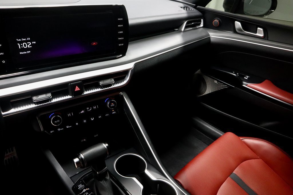 Used 2023 Kia K5 GT-Line image 31