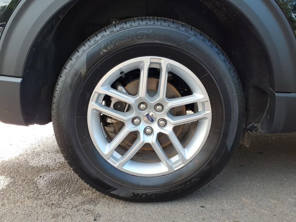 Certified 2026 Ford Explorer Active AWD/4WD image 24