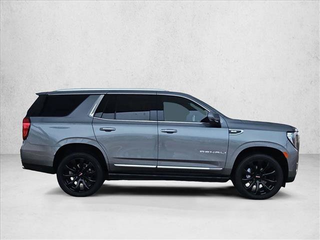 Used 2021 GMC Yukon Denali w/ Denali Premium Package AWD/4WD image 4