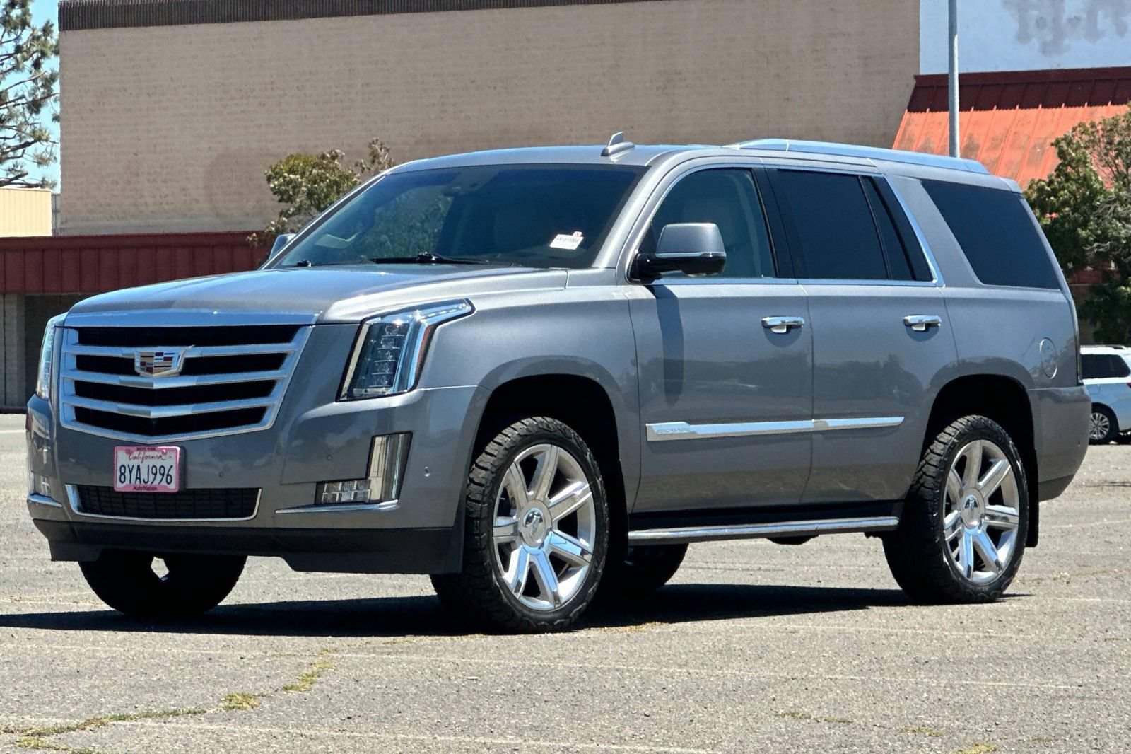 Used 2019 Cadillac Escalade Luxury RWD image 8