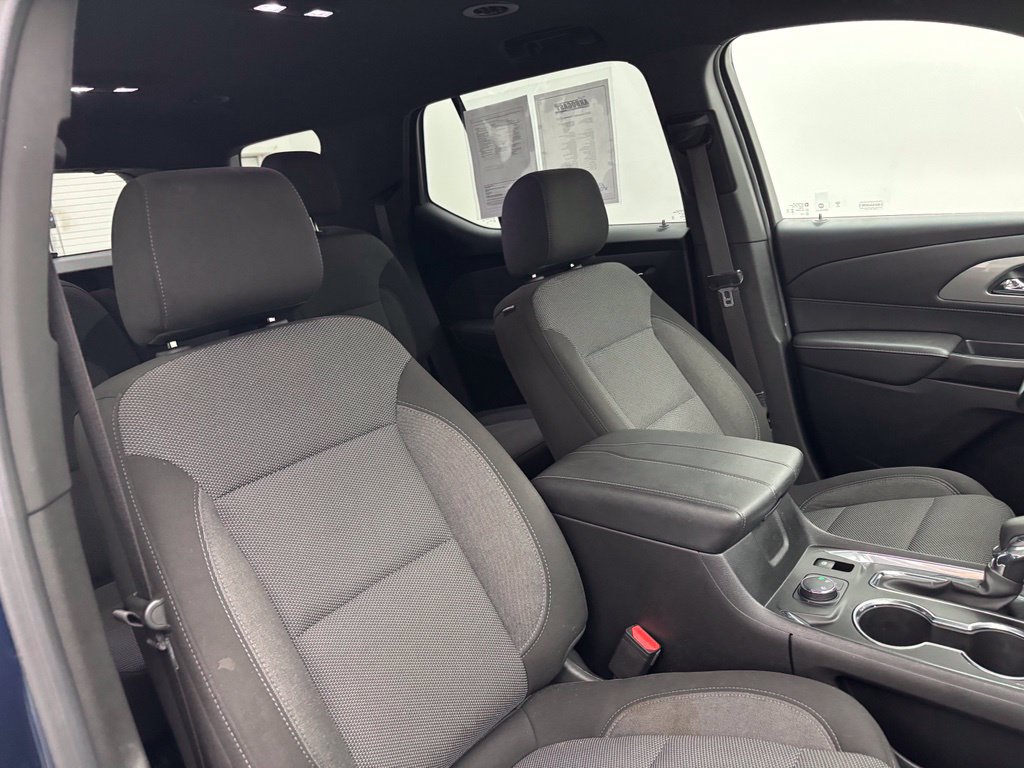 Used 2023 Chevrolet Traverse LT AWD/4WD image 35