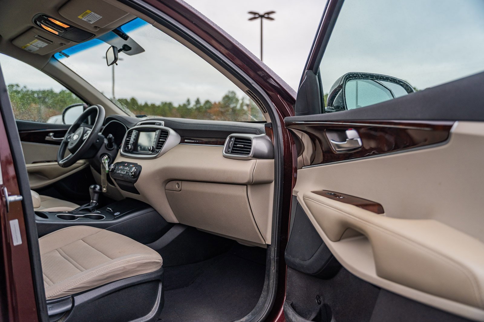 Used 2018 Kia Sorento LX image 12