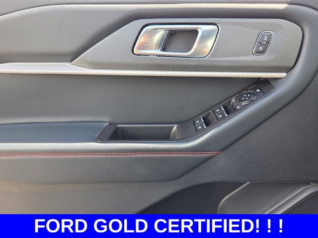 Certified 2025 Ford Explorer ST-Line AWD/4WD image 31