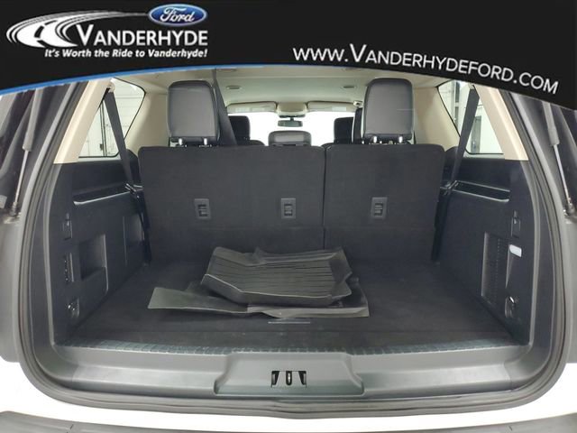 Certified 2024 Ford Expedition Max XLT image 8