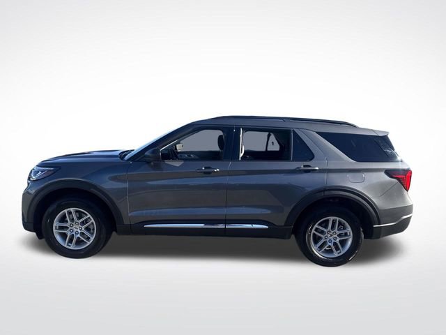 Certified 2025 Ford Explorer Active AWD/4WD image 2