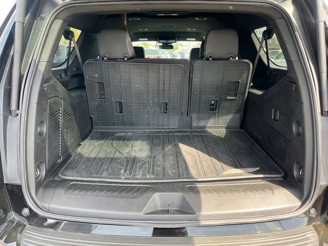 Used 2024 Chevrolet Suburban LT AWD/4WD image 25