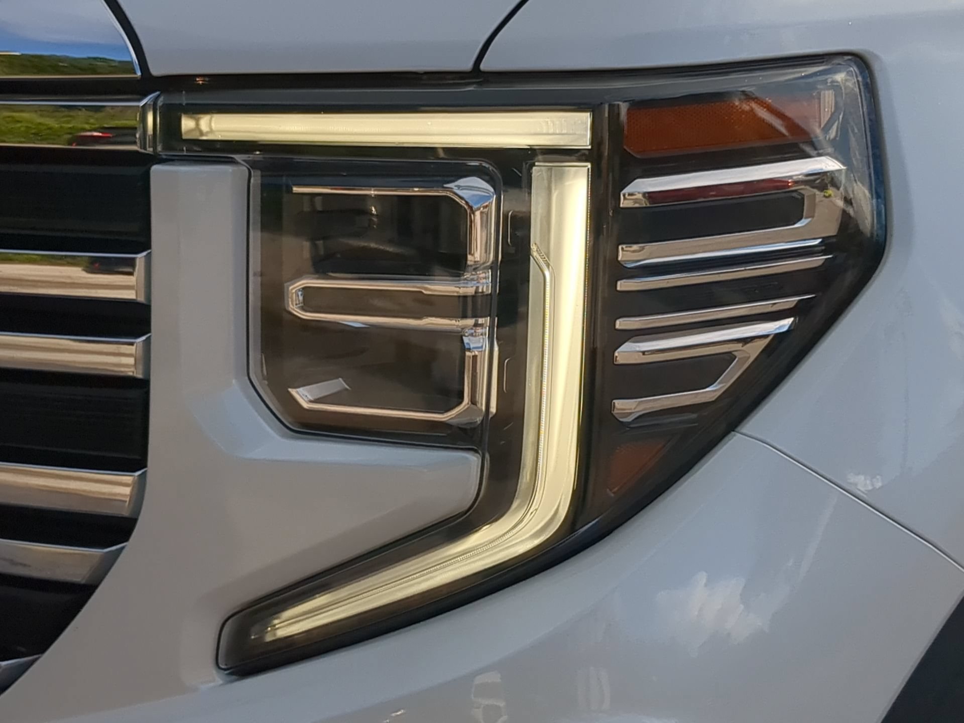 Used 2022 GMC Sierra 1500 SLT w/ SLT Premium Package AWD/4WD image 44
