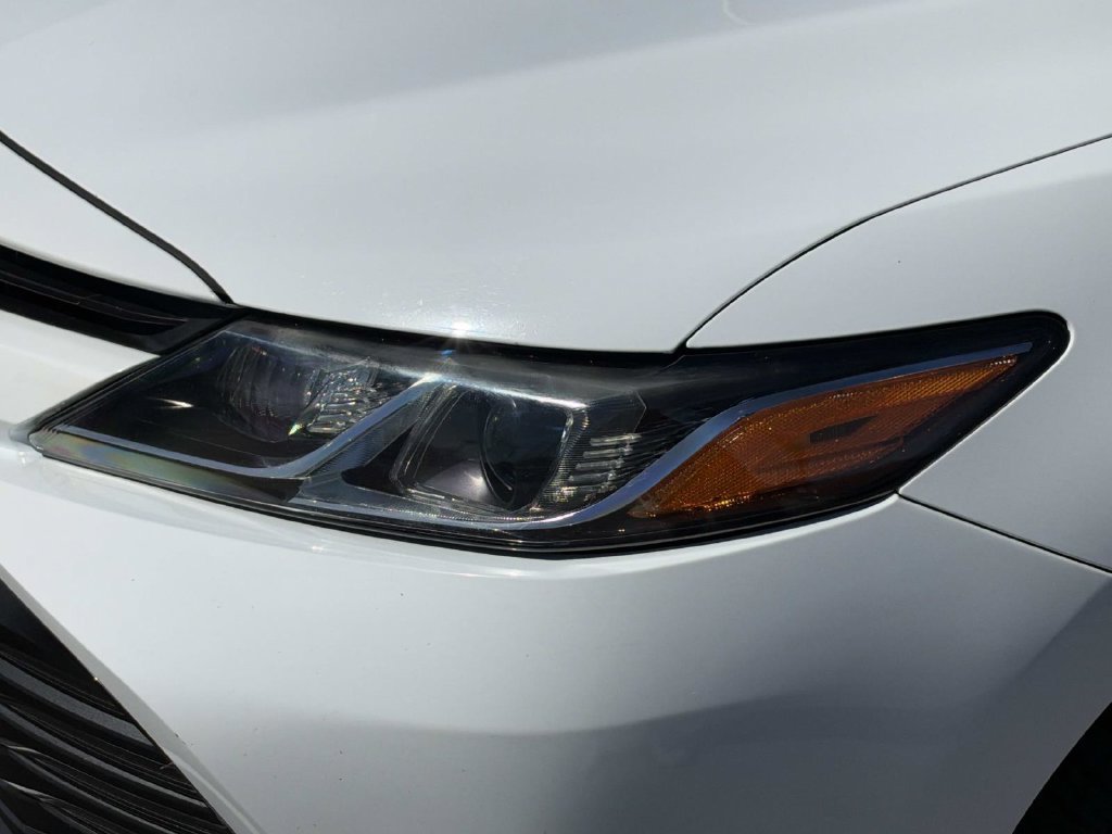 Used 2019 Toyota Camry LE FWD image 10