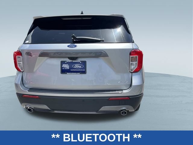 Certified 2024 Ford Explorer XLT w/ Equipment Group 202A AWD/4WD image 4