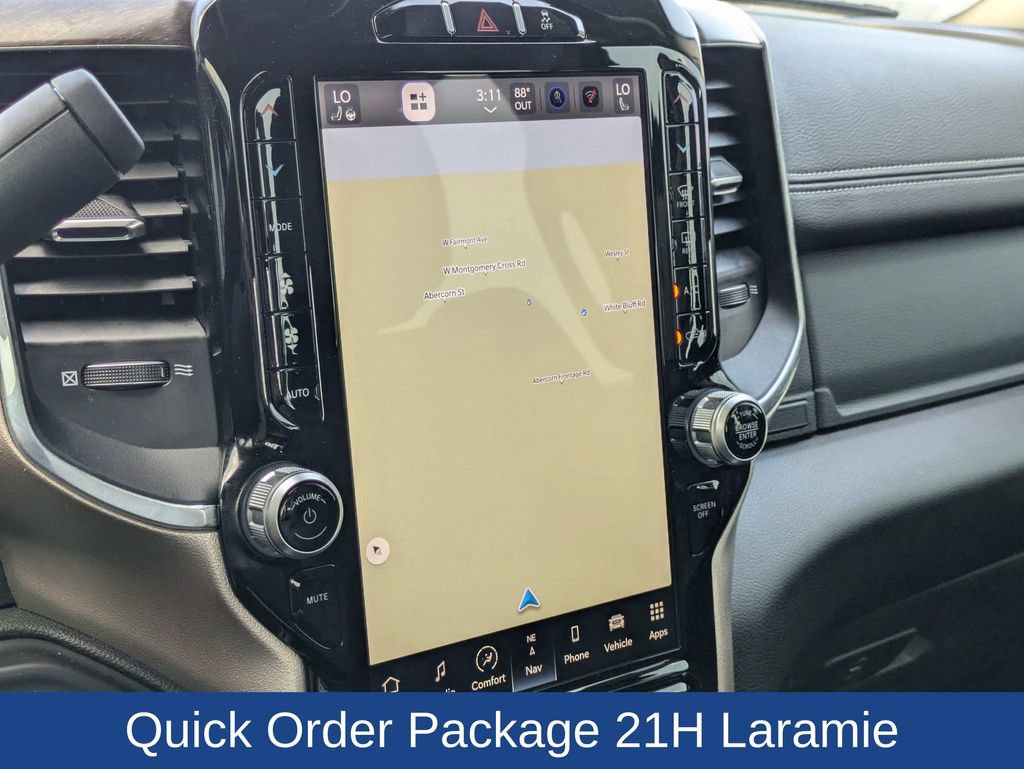 Used 2024 RAM 3500 Laramie AWD/4WD image 23