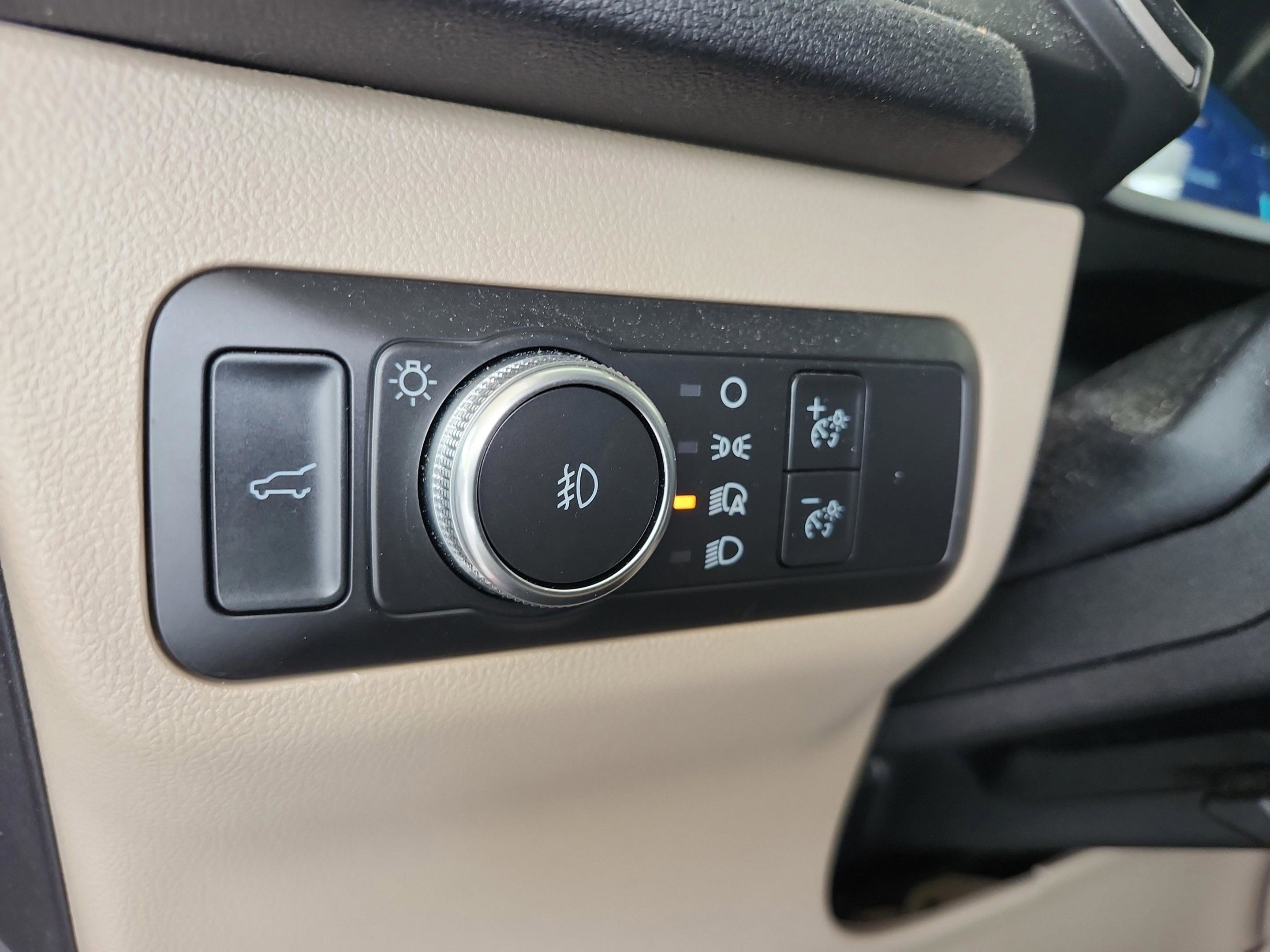 Certified 2021 Ford Escape SEL w/ Technology Package FWD image 13