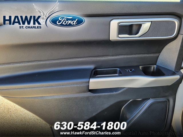 Certified 2023 Ford Explorer XLT w/ Equipment Group 202A image 18