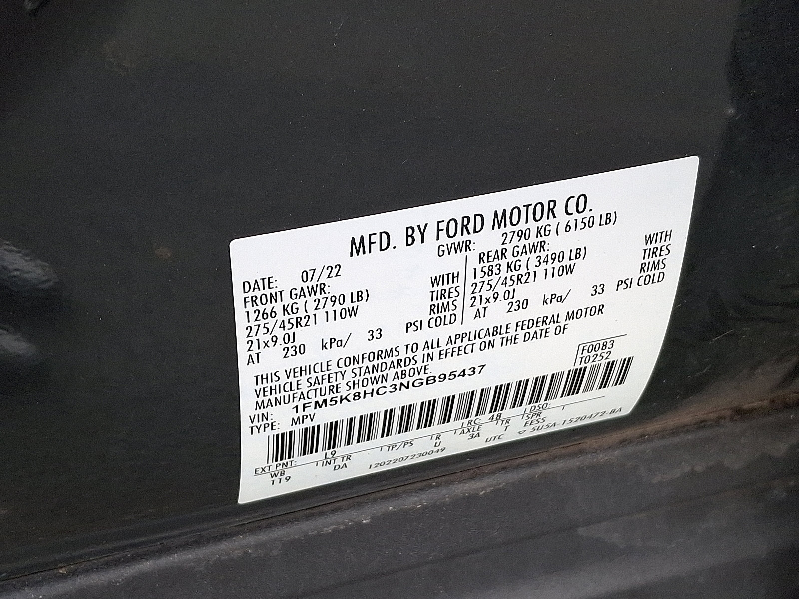 Certified 2022 Ford Explorer Platinum w/ Equipment Group 601A image 29