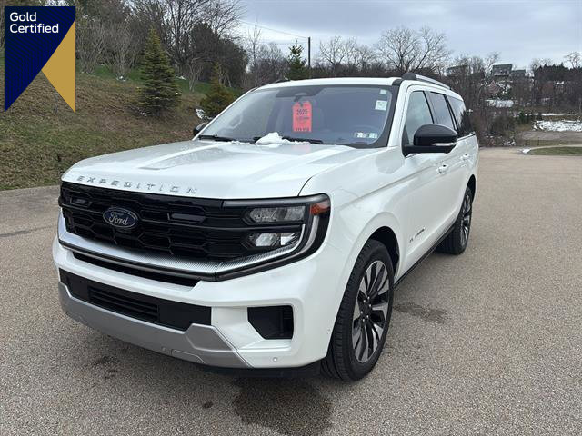 Certified 2025 Ford Expedition Platinum w/ Driver's Package image 1