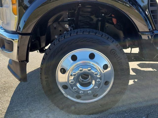 Certified 2025 Ford F450 XLT w/ 360-Degree Camera Package image 8
