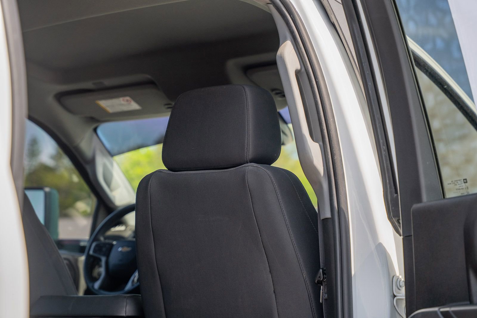 Used 2022 Chevrolet Silverado 2500 Custom w/ Custom Value Package image 14