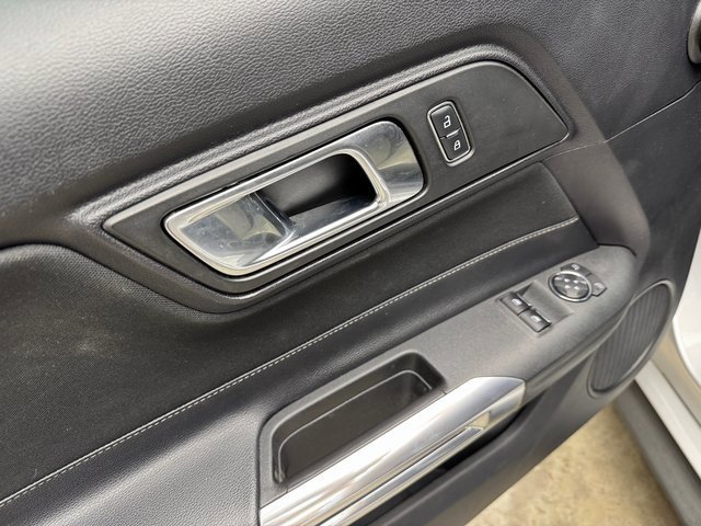 Certified 2018 Ford Mustang Coupe image 12