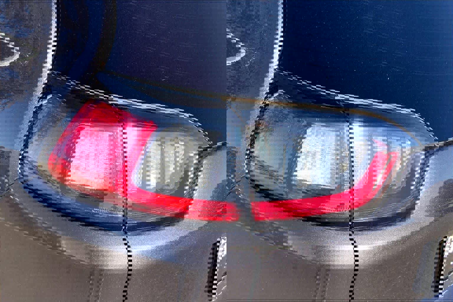 Used 2022 Jeep Cherokee Latitude Lux w/ Mopar Interior Package image 28