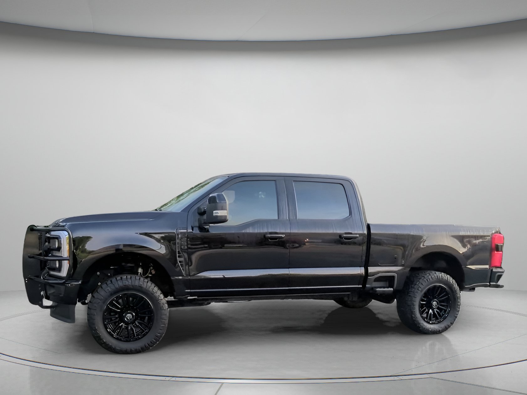 Certified 2025 Ford F250 Lariat w/ Black Appearance Package AWD/4WD image 15