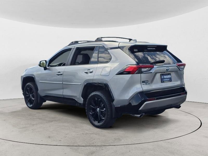 Used 2023 Toyota RAV4 SE AWD/4WD image 3