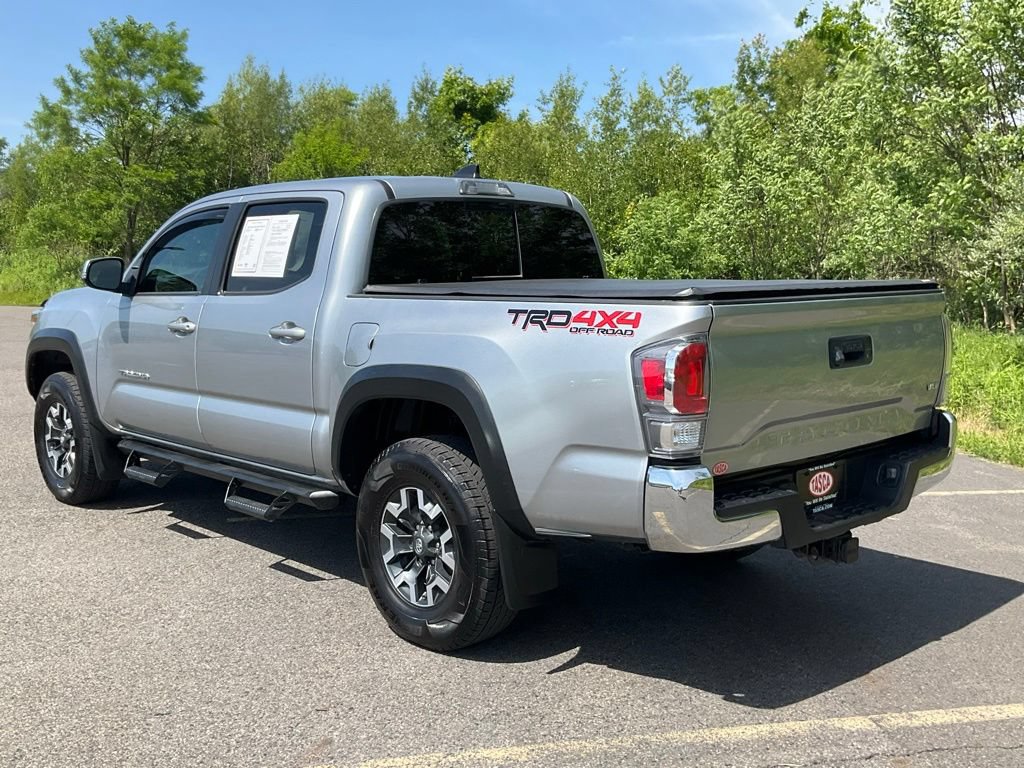 Used 2022 Toyota Tacoma TRD Off-Road AWD/4WD image 31