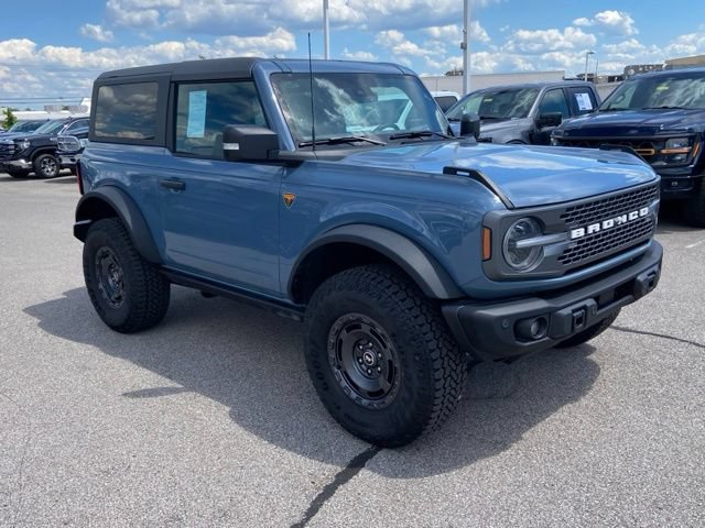 Certified 2025 Ford Bronco Badlands w/ Sasquatch Package AWD/4WD image 2
