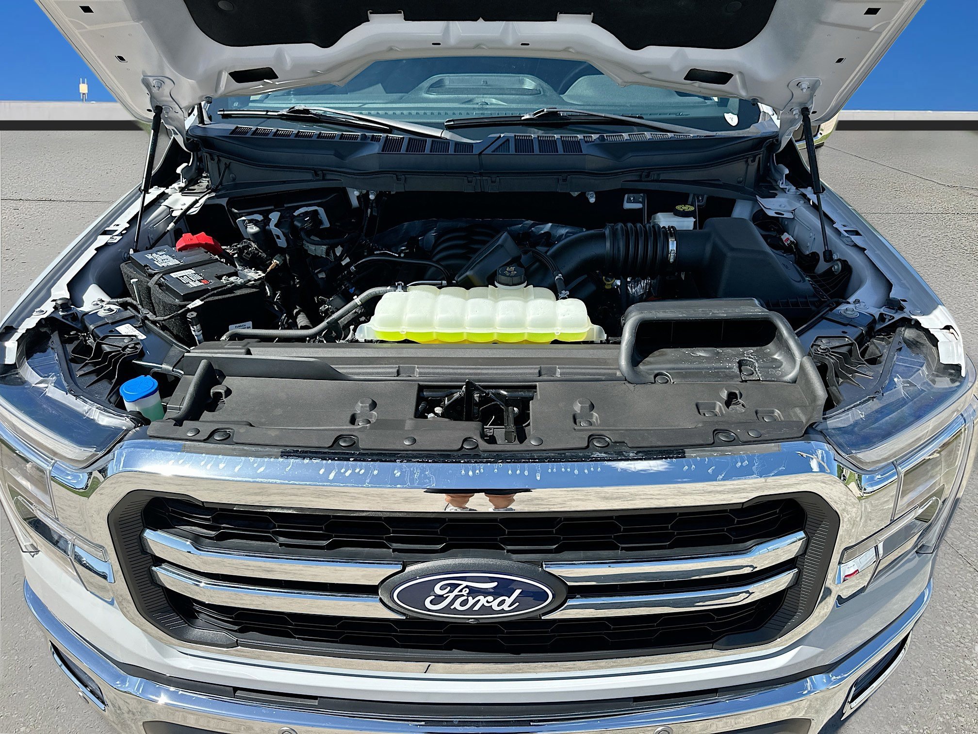 Certified 2024 Ford F150 Lariat w/ Bed Utility Package image 30